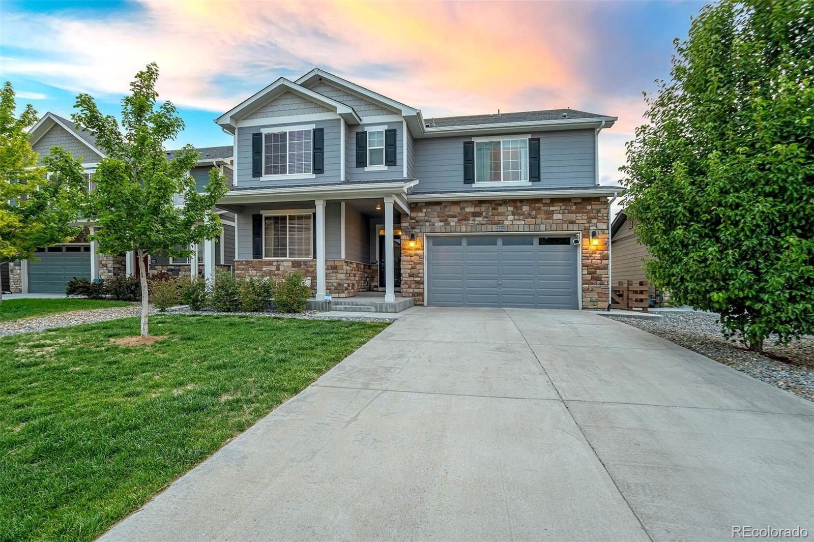 Copperleaf Aurora Home | MLS #: 713249522521 E Radcliff Drive, Aurora Beds: 6 Baths: 6 Price: $684,999