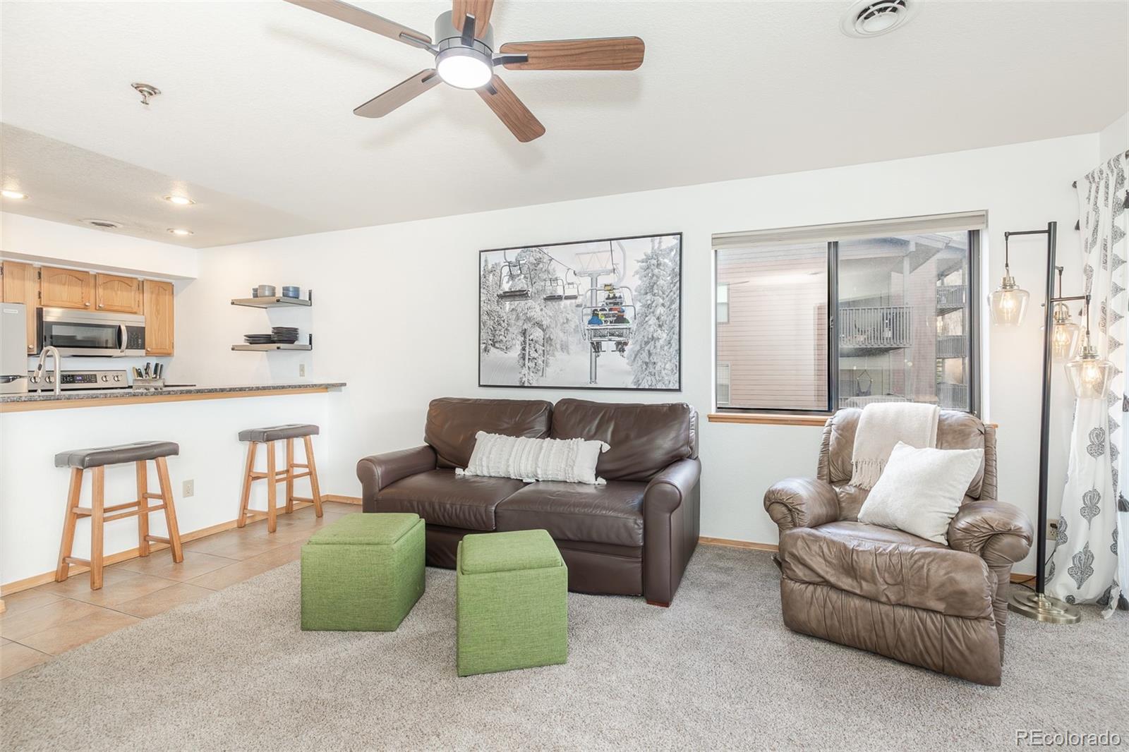 715 s 5th avenue, Frisco sold home. Closed on 2026-09-22 for $575,000.