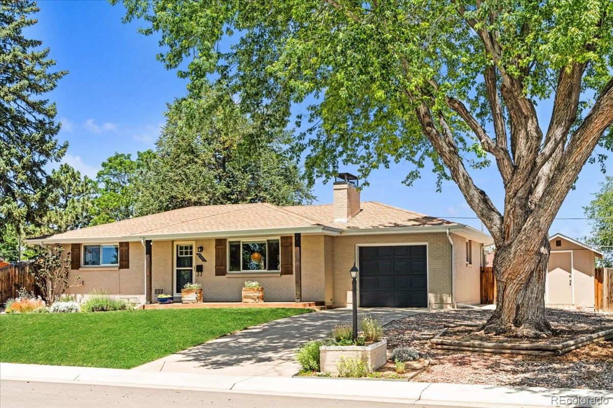  Arvada Home | MLS #: 37830994751 W 66th Avenue, Arvada Beds: 4 Baths: 2 Price: $625,000