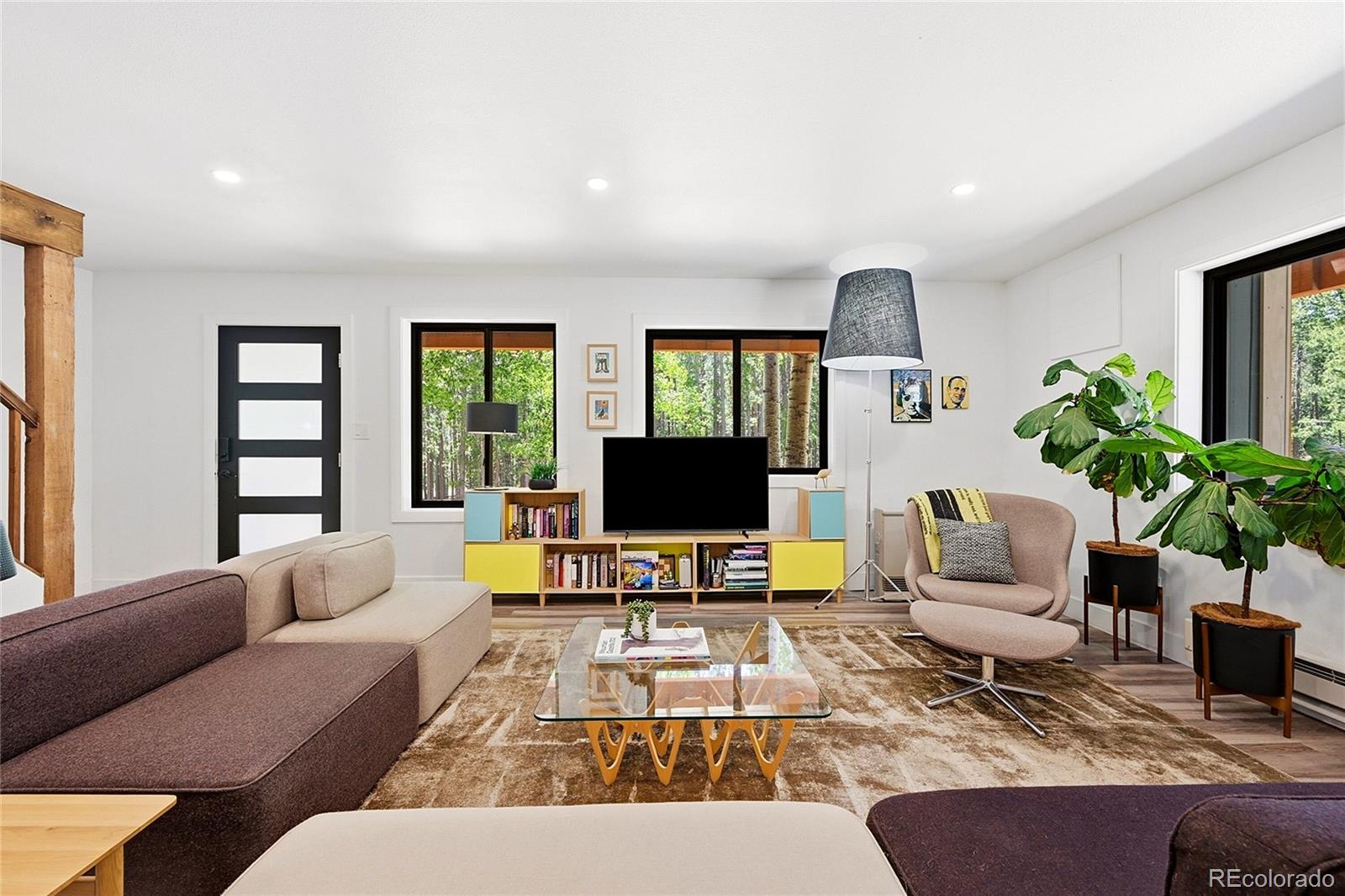 31556 griffin drive, Conifer sold home. Closed on 2026-08-14 for $750,000.