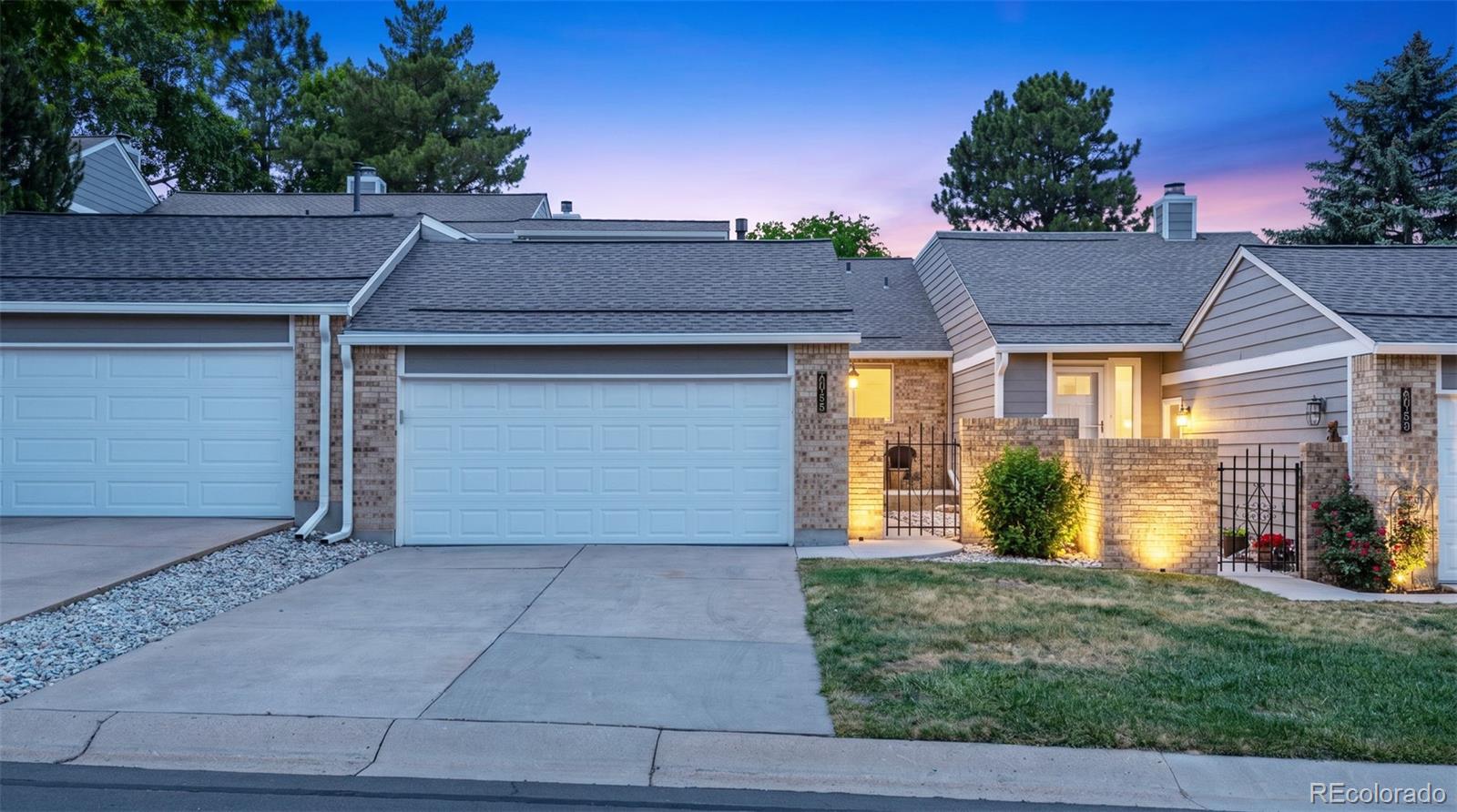  Centennial Condo / Townhome | MLS #: 47909777161 S Vine Circle , Centennial Beds: 2 Baths: 2 Price: $425,000