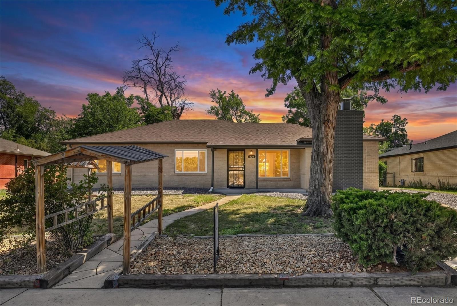 Hoffman Town Aurora Home | MLS #: 8524466900  Quentin Street, Aurora Beds: 4 Baths: 2 Price: $424,900