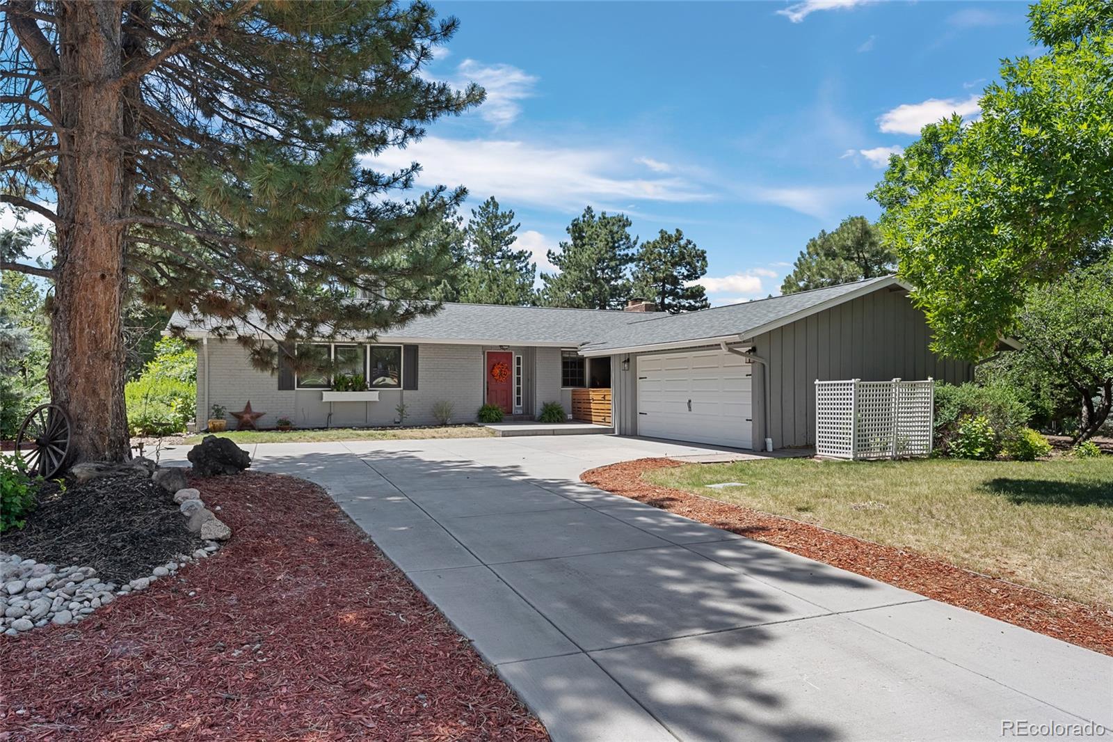  Littleton Home | MLS #: 36897656641 S Hill Way, Littleton Beds: 4 Baths: 3 Price: $970,000