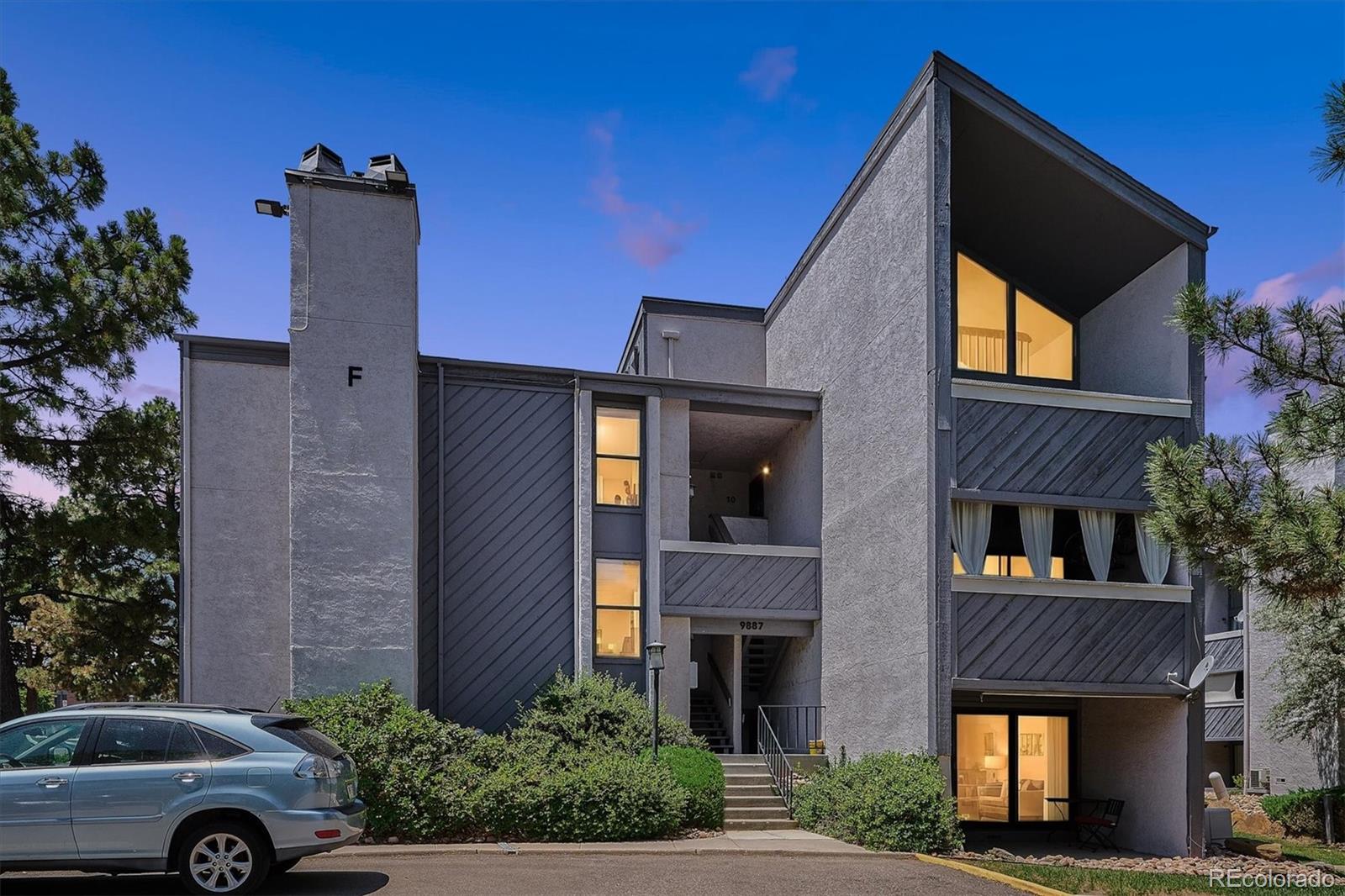 Appletree Englewood Condo / Townhome | MLS #: 52599229887 E Peakview Avenue F07, Englewood Beds: 1 Baths: 1 Price: $174,900