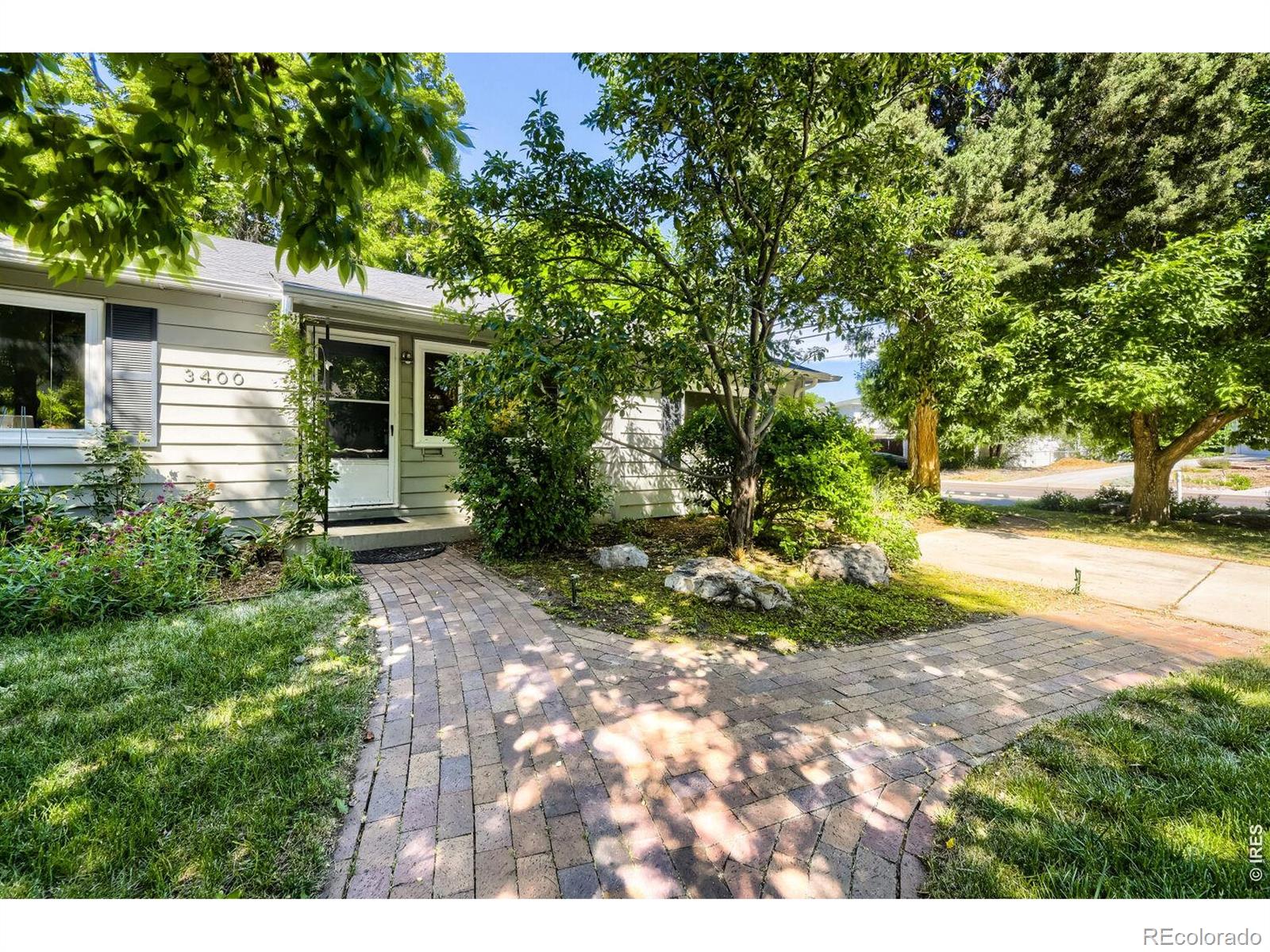 Wellshire Denver Home | MLS #: 45678910622393400 E Nielsen Lane, Denver Beds: 2 Baths: 1 Price: $575,000