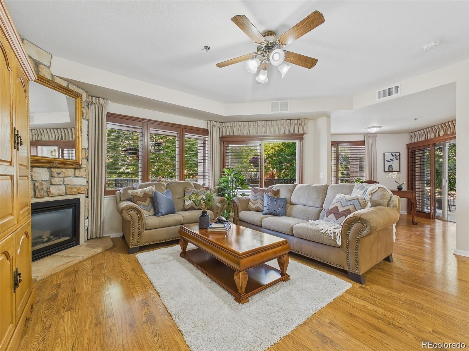 Riverwalk Littleton Condo / Townhome | MLS #: 31303432896 W Riverwalk Circle A112, Littleton Beds: 2 Baths: 2 Price: $535,000