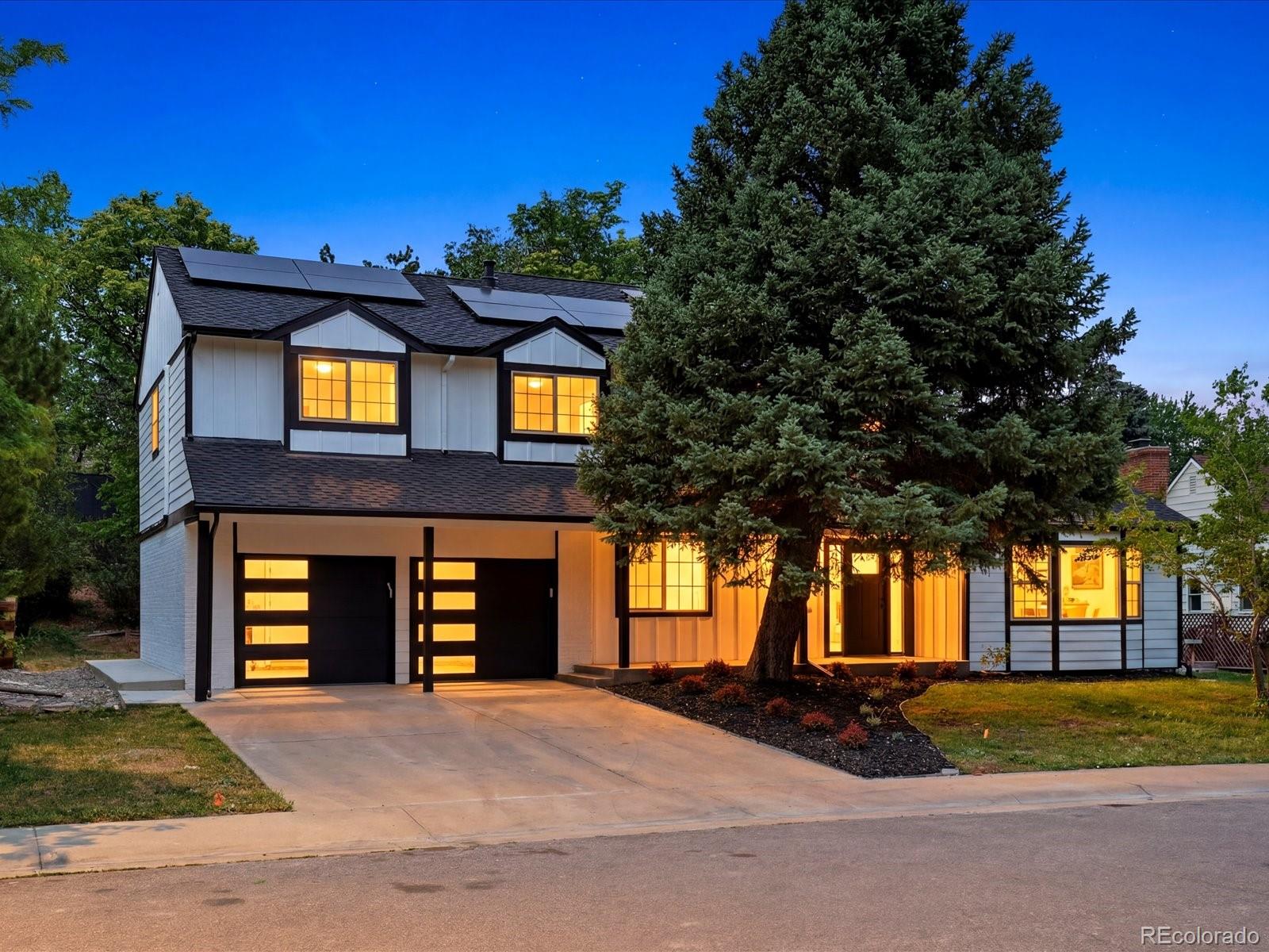 10627 w chautauga mountain, Littleton sold home. Closed on 2026-09-16 for $925,000.
