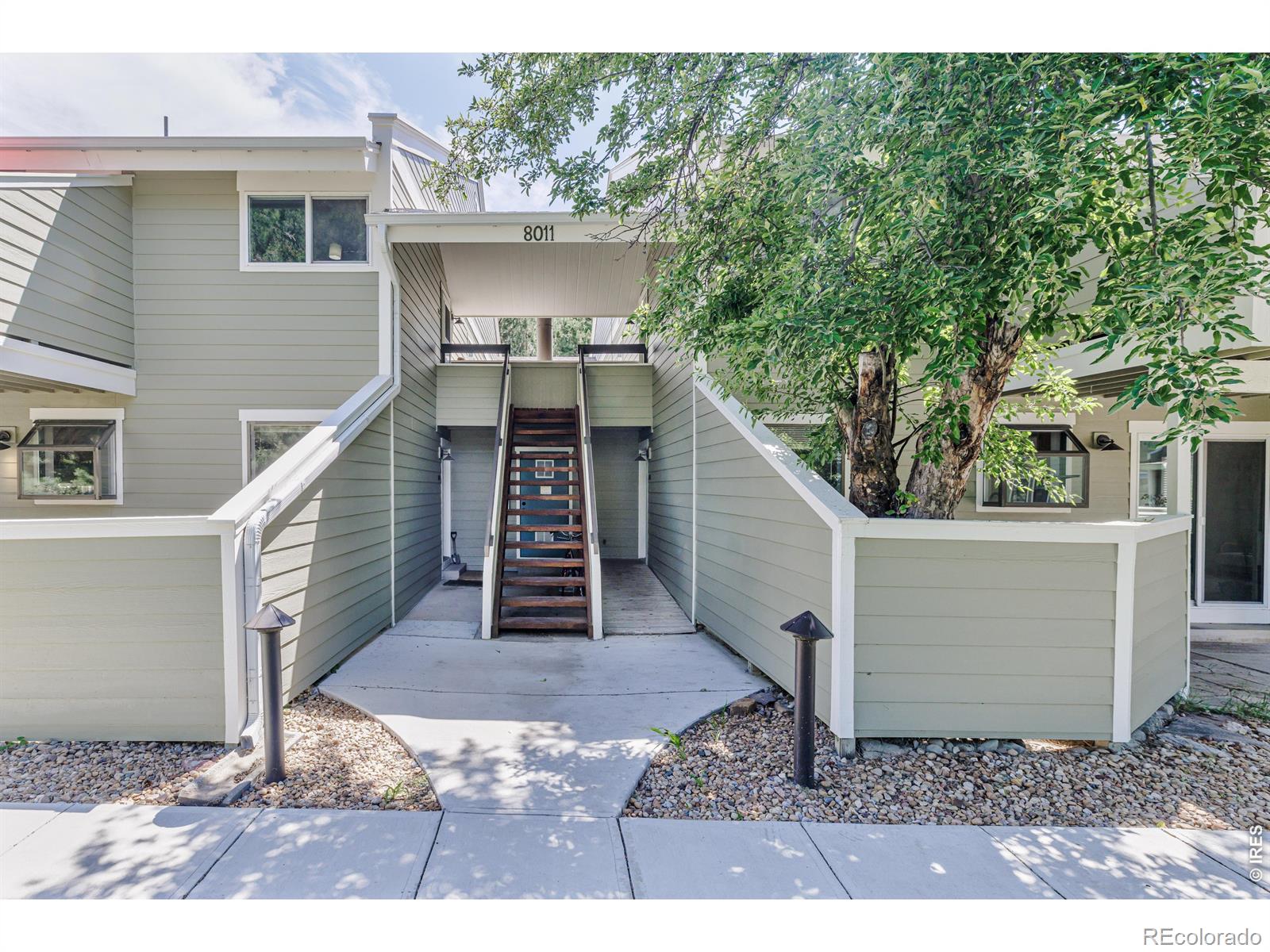 8011 countryside park, Niwot sold home. Closed on 2026-07-08 for $374,000.