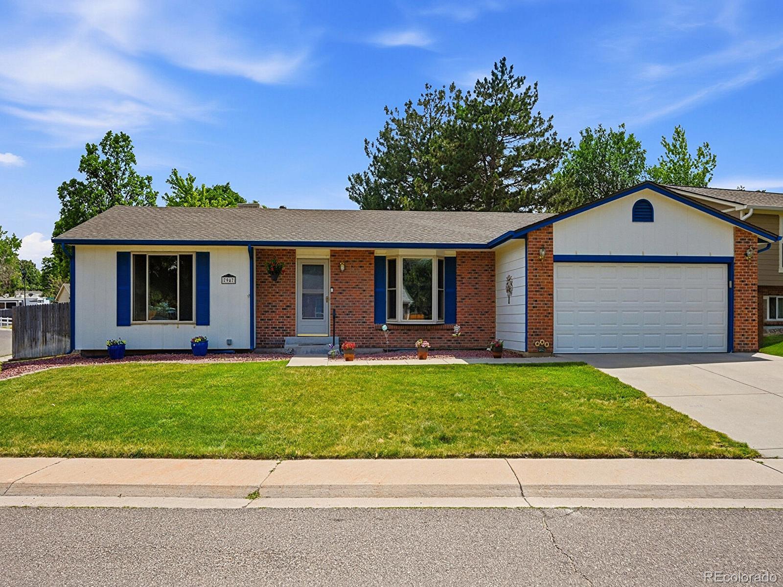  Littleton Home | MLS #: 85098267947 S Flower Court, Littleton Beds: 3 Baths: 2 Price: $600,000