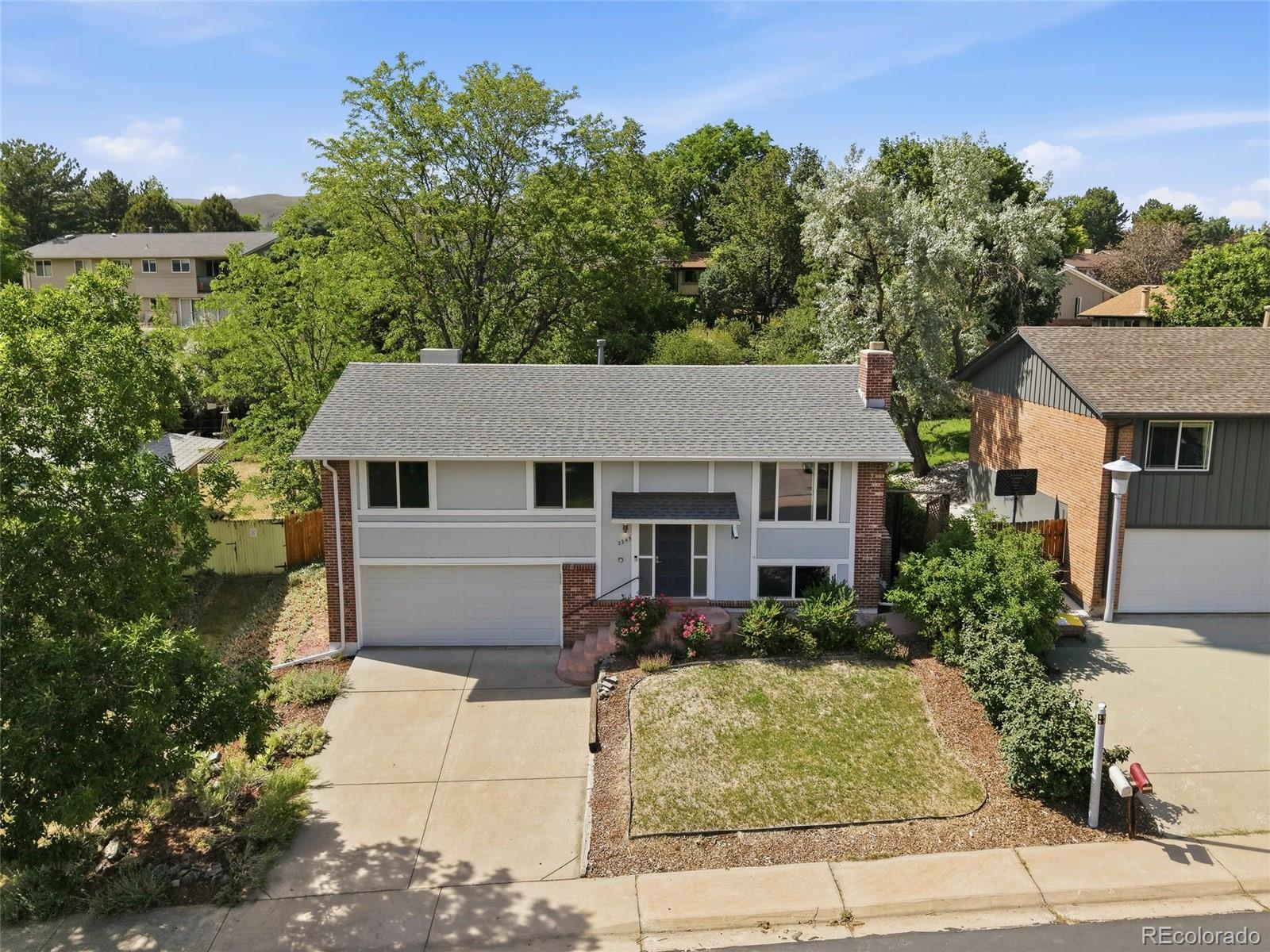  Lakewood Home | MLS #: 63270052249 S Yank Court, Lakewood Beds: 4 Baths: 3 Price: $639,000