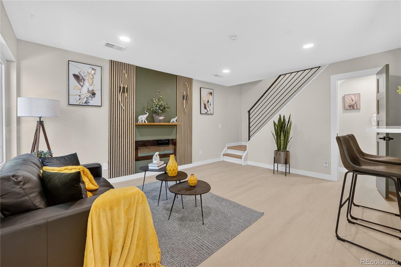  Arvada Condo / Townhome | MLS #: 99409327974  Chase Circle 78, Arvada Beds: 2 Baths: 2 Price: $305,000