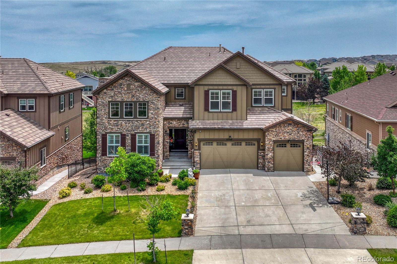 Blackstone Aurora Home | MLS #: 542512727728 E Kettle Place, Aurora Beds: 6 Baths: 6 Price: $1,350,000