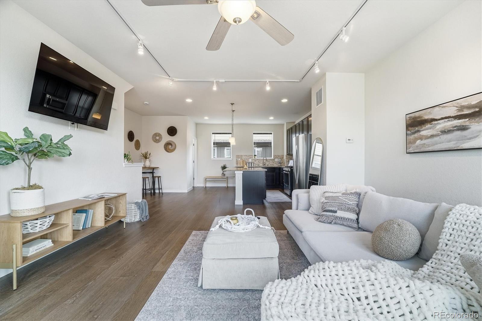 Littleton Village Littleton Home | MLS #: 8104055704 E Hinsdale Avenue, Littleton Beds: 2 Baths: 3 Price: $469,900