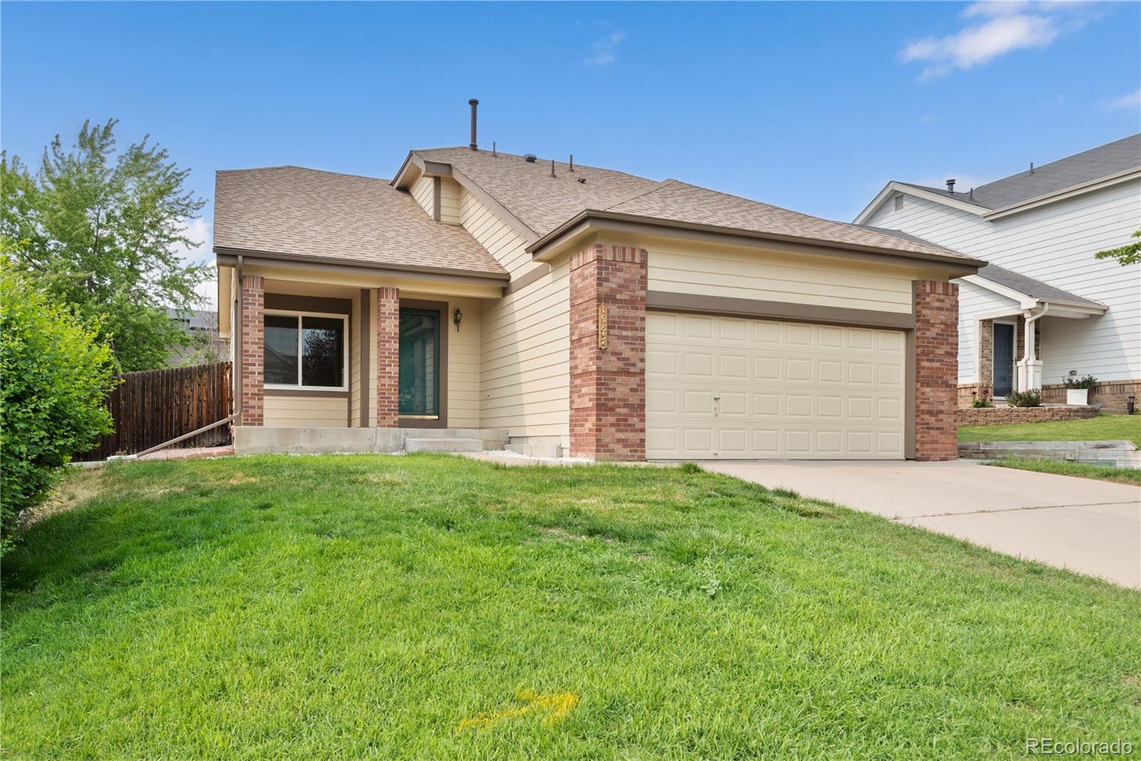 Sterling Hills Aurora Home | MLS #: 605590919835 E Villanova Drive, Aurora Beds: 5 Baths: 3 Price: $515,000
