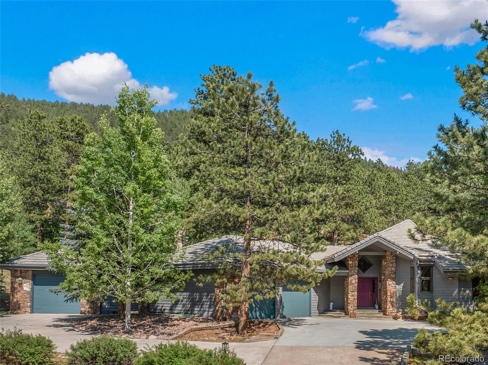  Woodland Park Home | MLS #: 7658539945  Sun Valley Drive, Woodland Park Beds: 5 Baths: 5 Price: $850,000