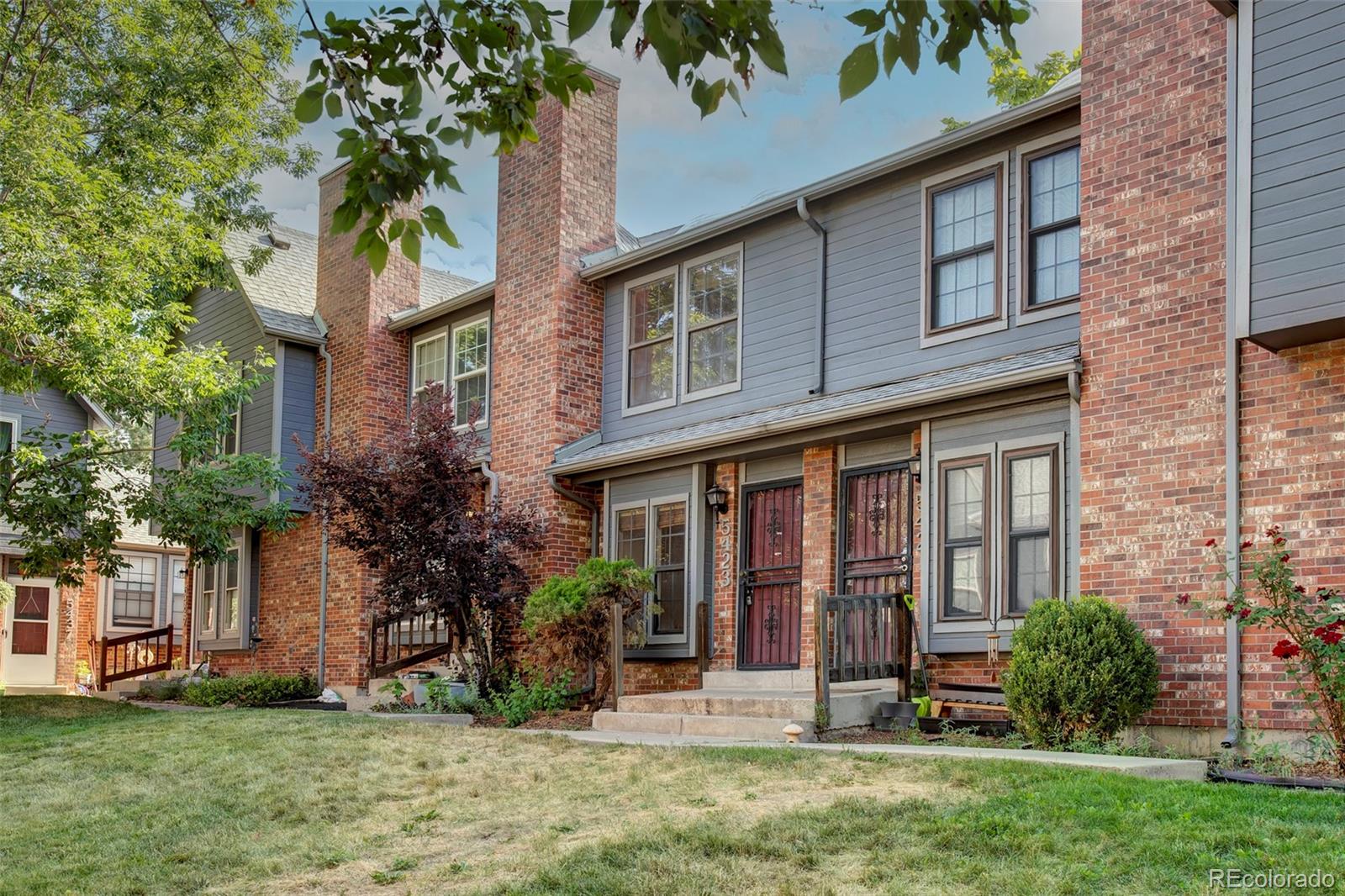  Littleton Home | MLS #: 25912225423 S Delaware Street, Littleton Beds: 2 Baths: 2 Price: $259,900