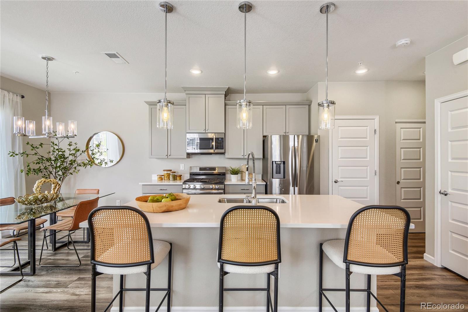 Sorrel Ranch Aurora Condo / Townhome | MLS #: 459471923588 E Ida Drive B, Aurora Beds: 2 Baths: 3 Price: $390,000