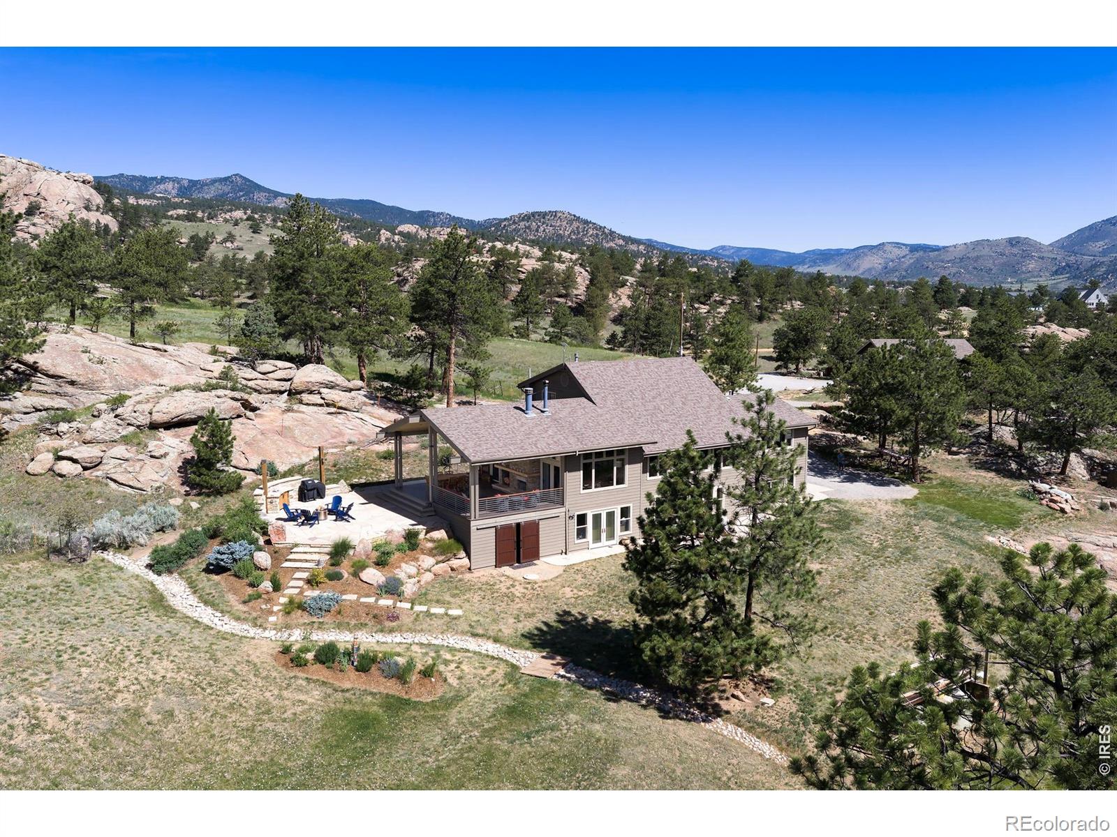 300 colard lane, Lyons sold home. Closed on 2026-08-10 for $1,795,000.