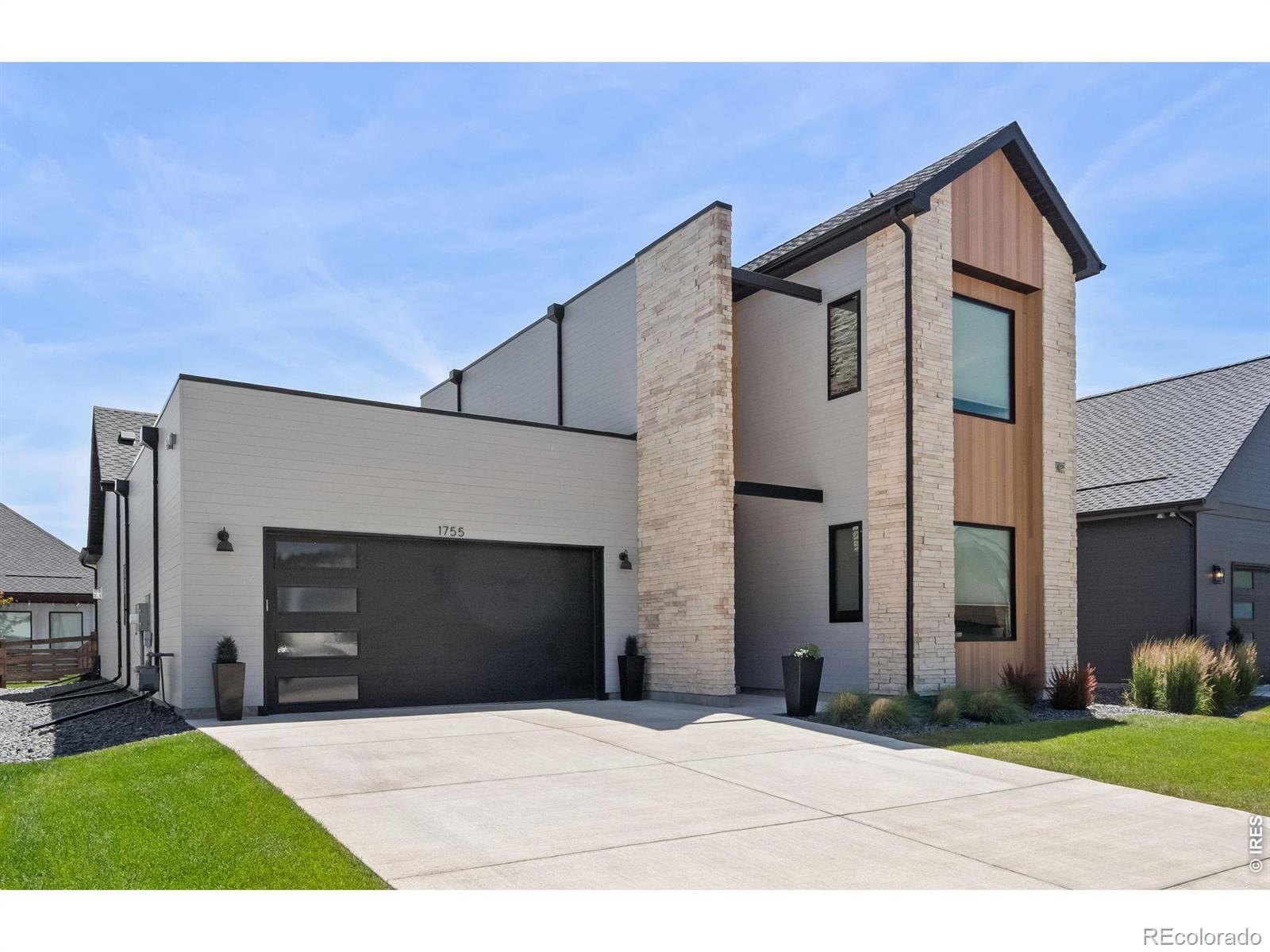 1755  barefoot drive, Windsor sold home. Closed on 2026-07-31 for $778,000.