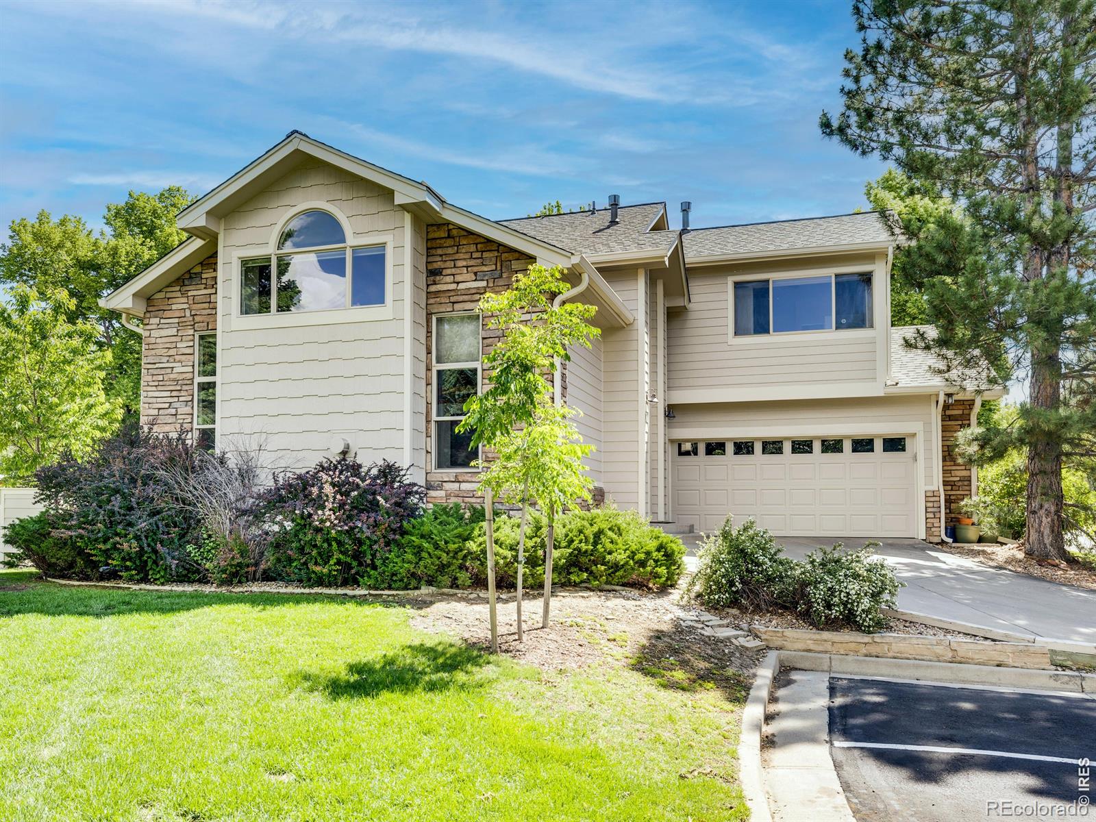  Longmont Home | MLS #: 4567891062748927  Hover Ridge Circle, Longmont Beds: 5 Baths: 4 Price: $520,000