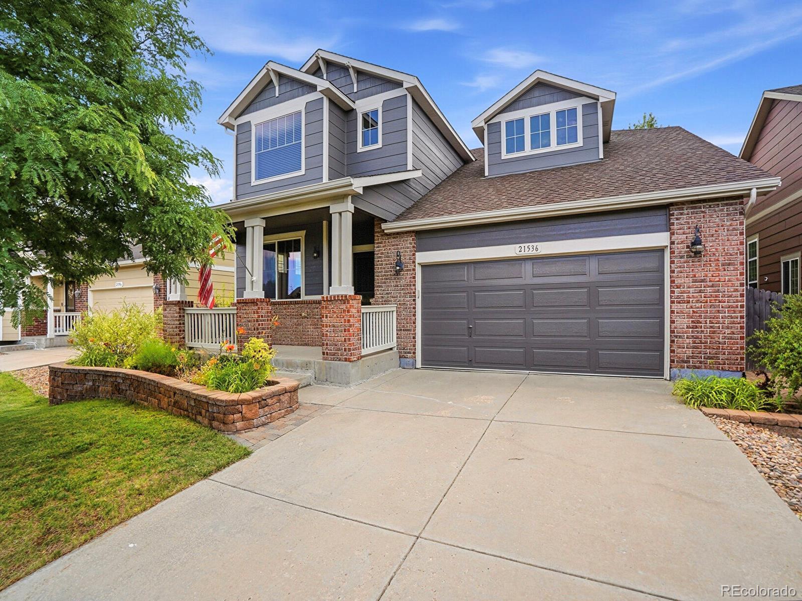  Aurora Home | MLS #: 238592421536 E Nassau Place, Aurora Beds: 3 Baths: 3 Price: $565,000