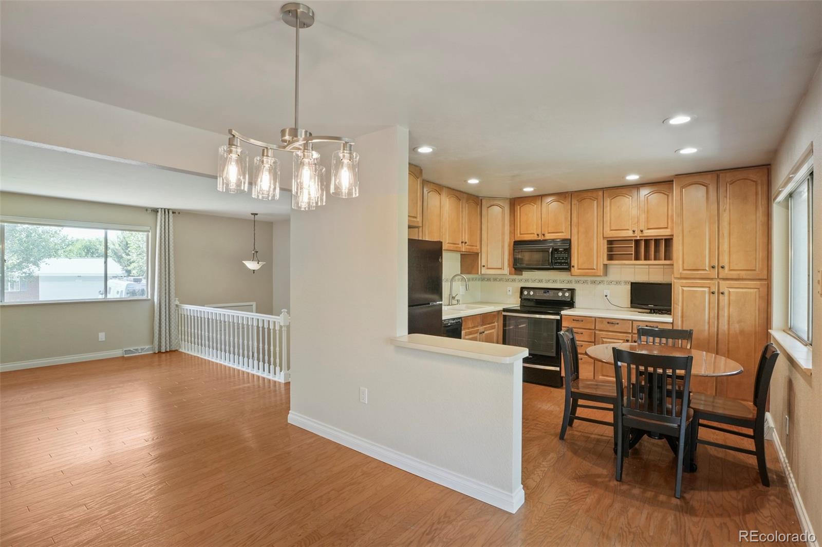  Littleton Home | MLS #: 21782216689 S Delaware Street, Littleton Beds: 4 Baths: 2 Price: $575,000