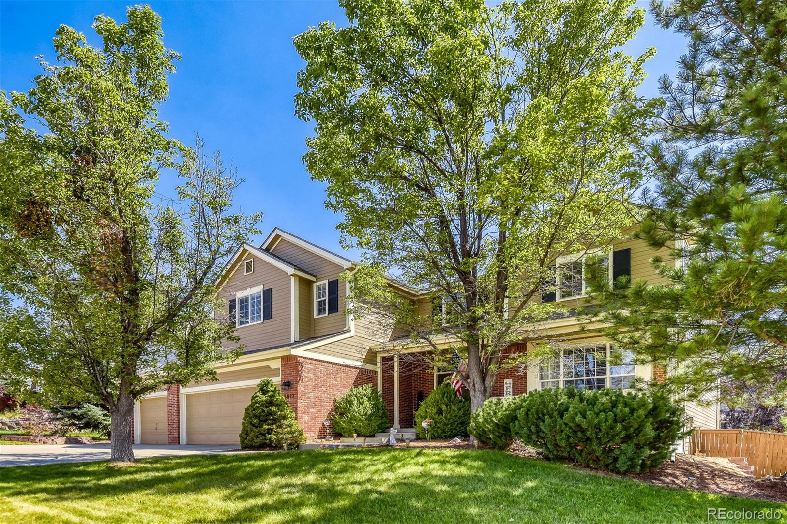  Highlands Ranch Home | MLS #: 98308299917  Hawthorne Street, Highlands Ranch Beds: 7 Baths: 4 Price: $868,000