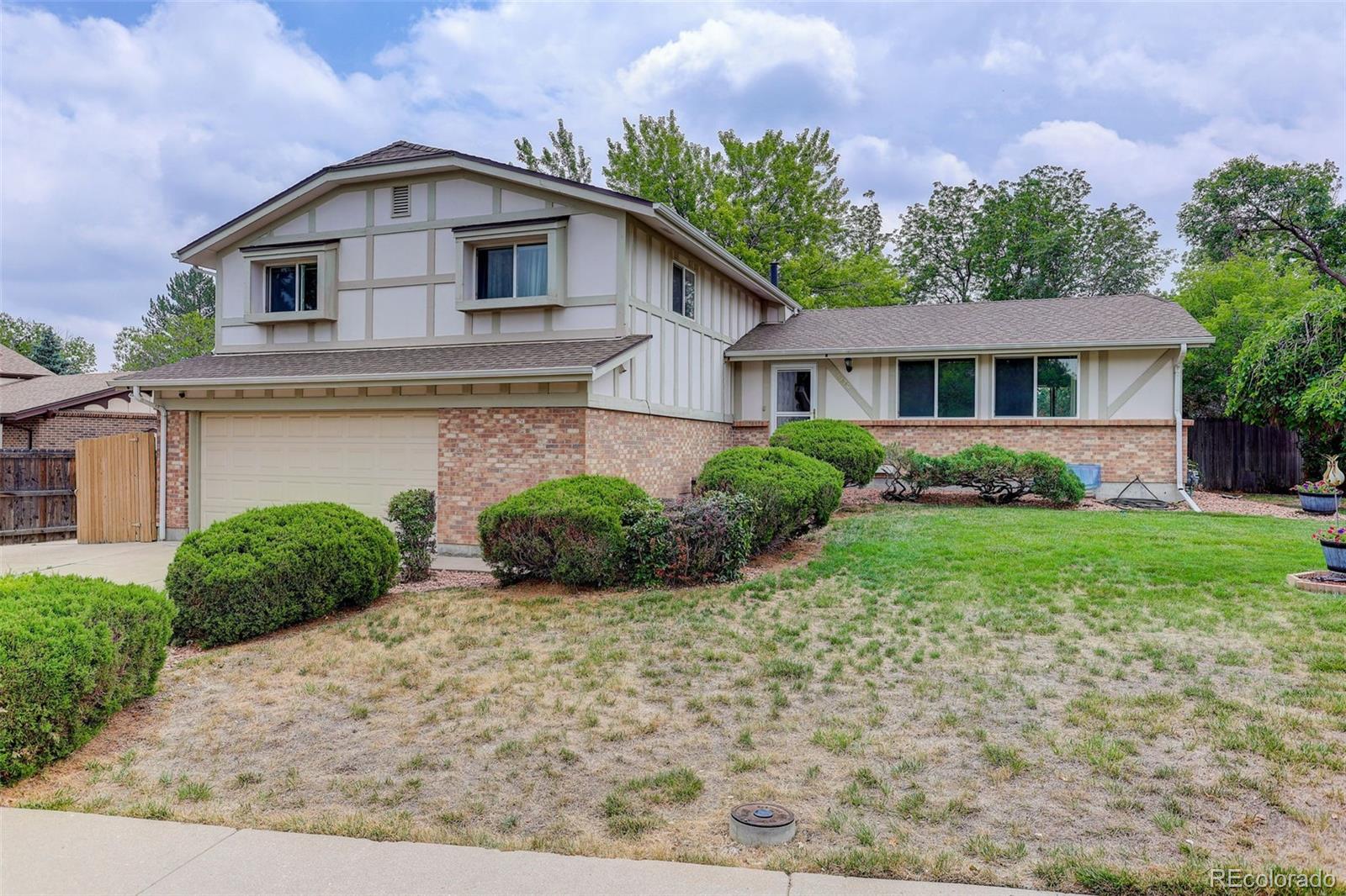  Arvada Home | MLS #: 89680746630 W 73rd Avenue, Arvada Beds: 6 Baths: 3 Price: $600,000