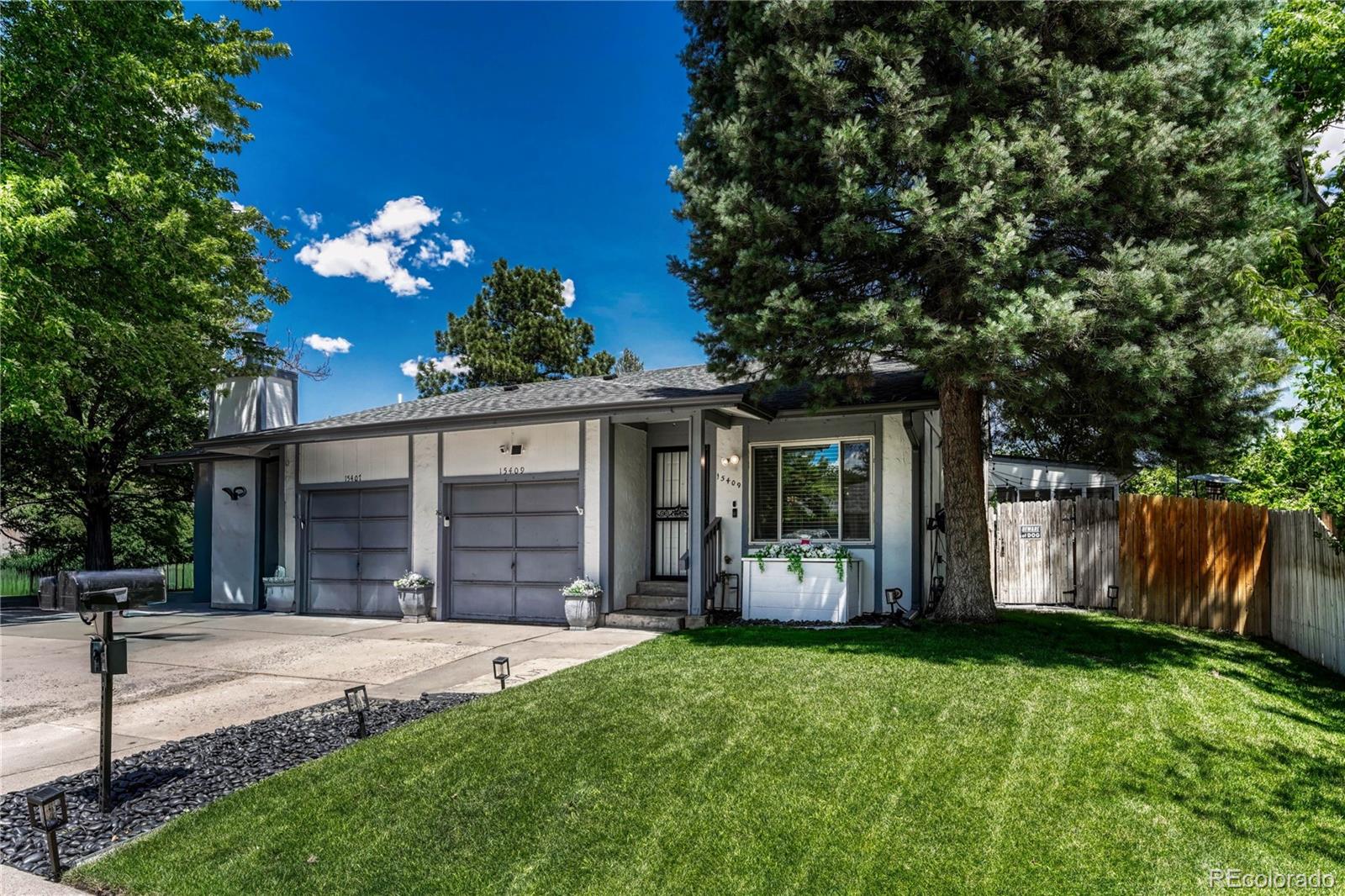  Aurora Home | MLS #: 616660115409 E Oberlin Place, Aurora Beds: 3 Baths: 3 Price: $435,000