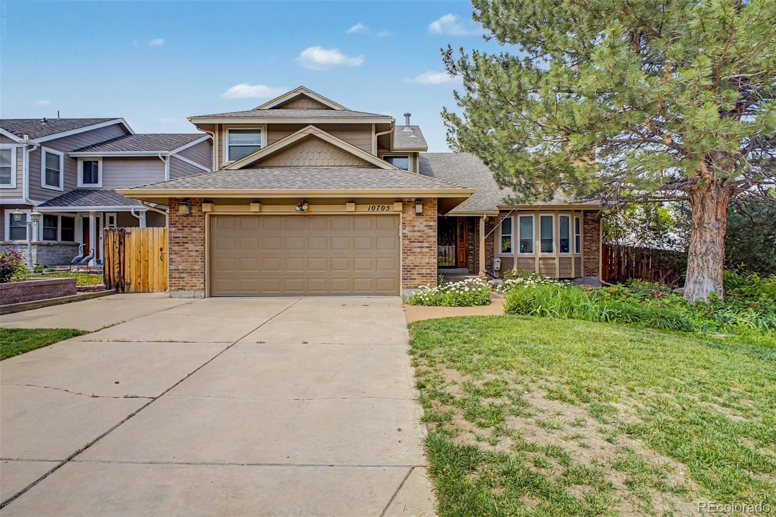  Arvada Home | MLS #: 199283010705 W 85th Place, Arvada Beds: 4 Baths: 3 Price: $770,000