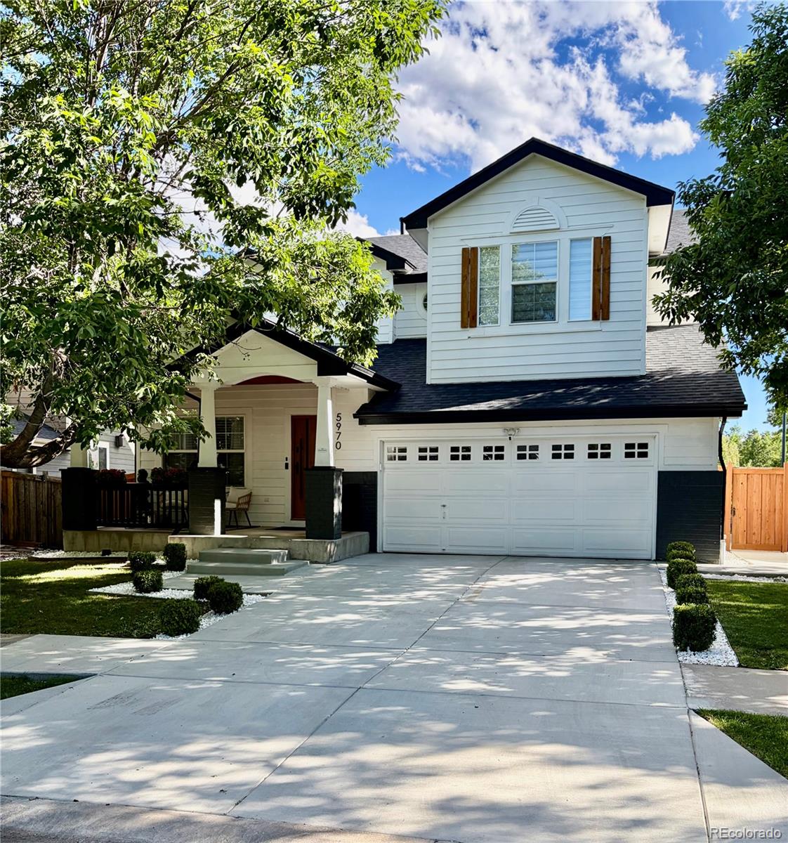  Littleton Home | MLS #: 58716925970 W Sumac Avenue, Littleton Beds: 5 Baths: 4 Price: $899,000