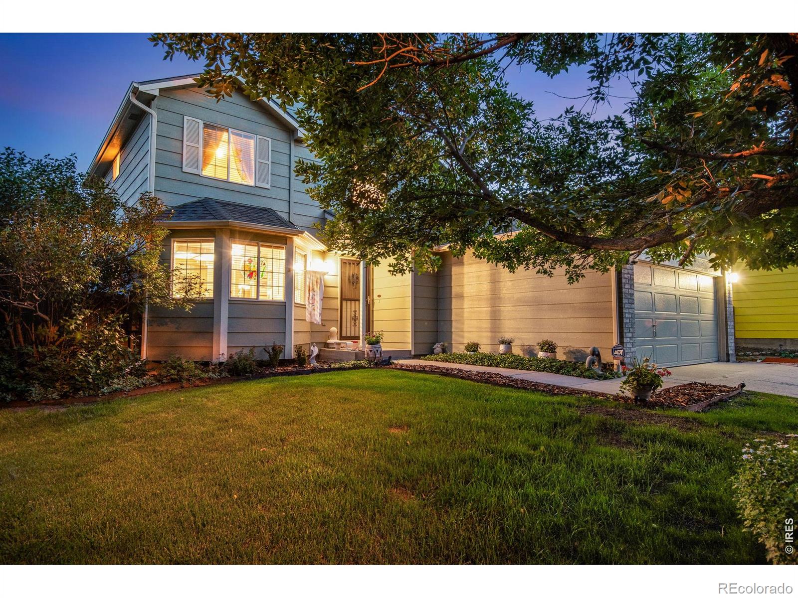  Longmont Home | MLS #: 45678910630762213  Santa Fe Drive, Longmont Beds: 3 Baths: 3 Price: $575,000