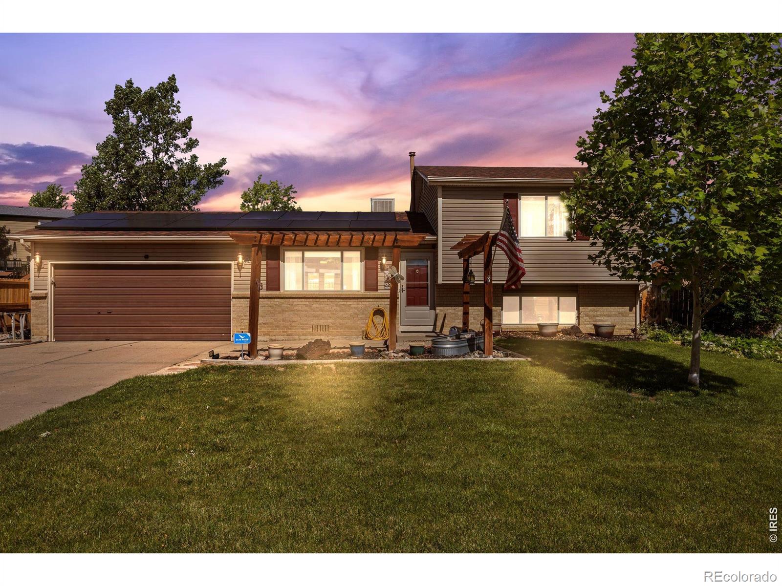  Broomfield Home | MLS #: 456789106310810429  Owens Circle, Broomfield Beds: 3 Baths: 2 Price: $500,000