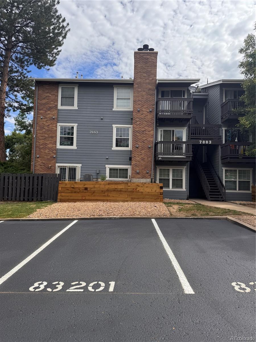  Arvada Condo / Townhome | MLS #: 97443287883  Allison Way 201, Arvada Beds: 2 Baths: 2 Price: $240,000