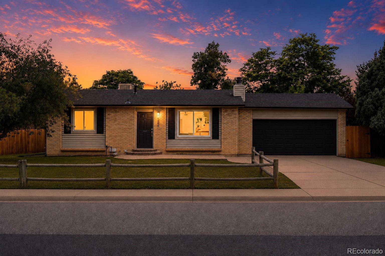 Woodmar Village Littleton Home | MLS #: 83924136499 S Everett Way, Littleton Beds: 3 Baths: 2 Price: $575,000
