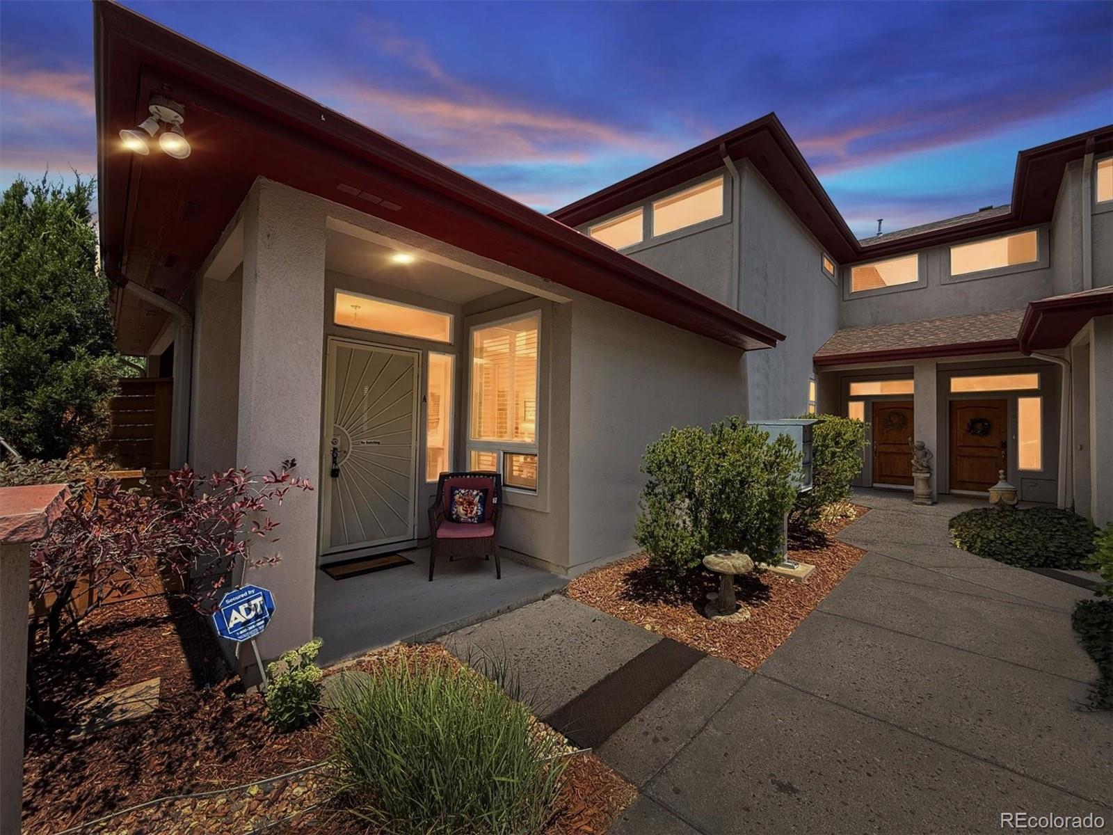 Virginia Vale Denver Condo / Townhome | MLS #: 2442957980 S Locust Street A, Denver Beds: 3 Baths: 3 Price: $449,000