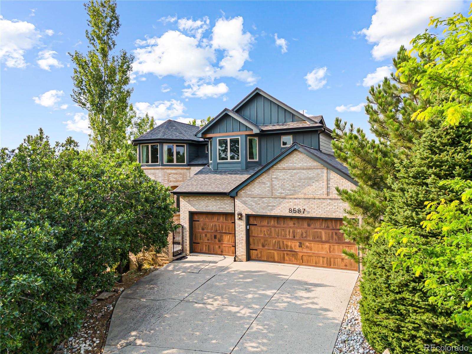 The Pinery Parker Home | MLS #: 25798858587  Thunderbird Road, Parker Beds: 5 Baths: 4 Price: $825,000