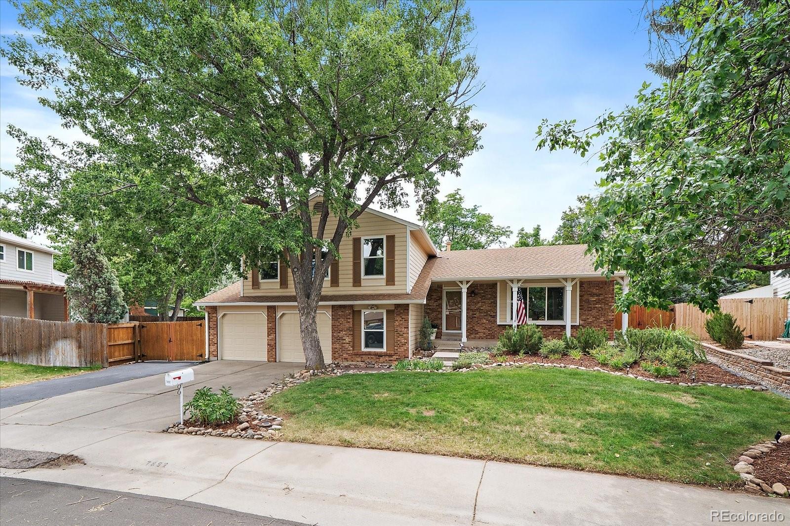  Littleton Home | MLS #: 99450727892 S Logan Drive, Littleton Beds: 4 Baths: 3 Price: $692,000