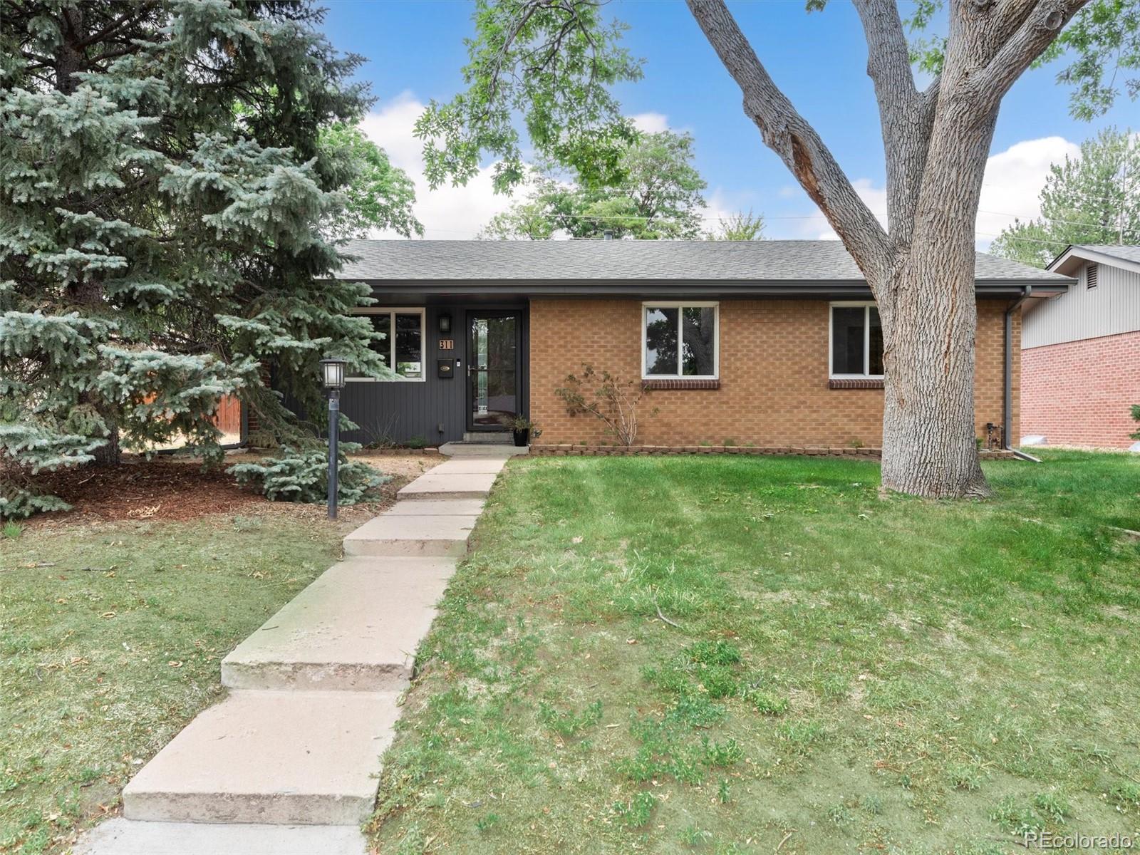 Hilltop Denver Home | MLS #: 3792657311 S Jasmine Street, Denver Beds: 4 Baths: 3 Price: $600,000