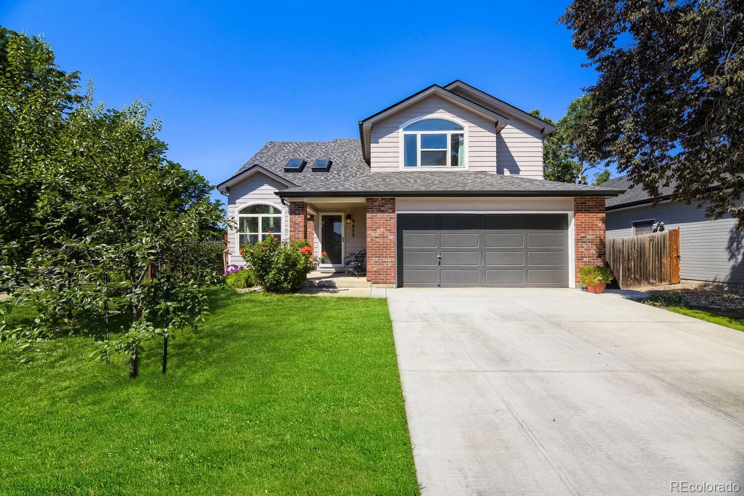  Lakewood Home | MLS #: 57330189033 W Wisconsin Avenue, Lakewood Beds: 3 Baths: 3 Price: $659,000