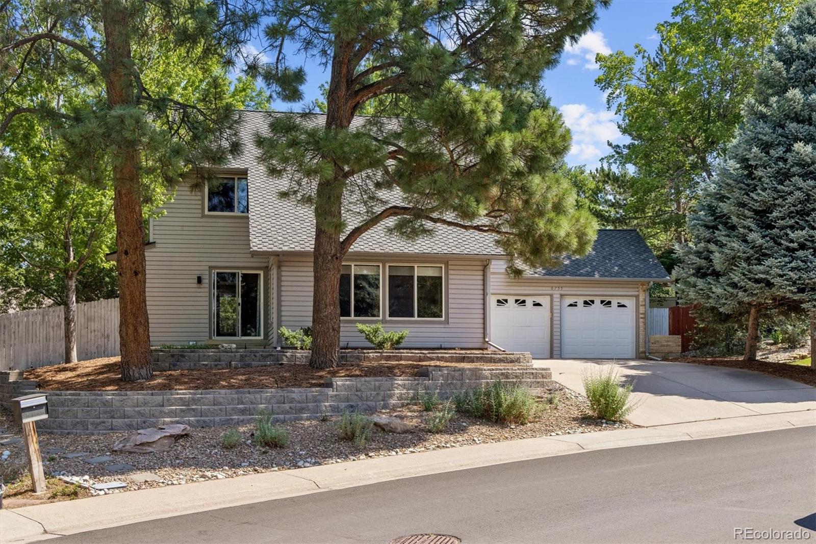  Centennial Home | MLS #: 99815756755 E Kettle Avenue, Centennial Beds: 4 Baths: 4 Price: $750,000