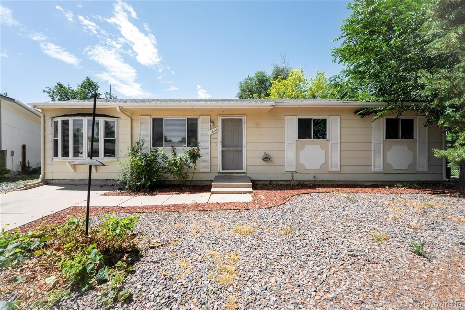  Aurora Home | MLS #: 842522011630 E Walsh Place, Aurora Beds: 4 Baths: 1 Price: $345,000