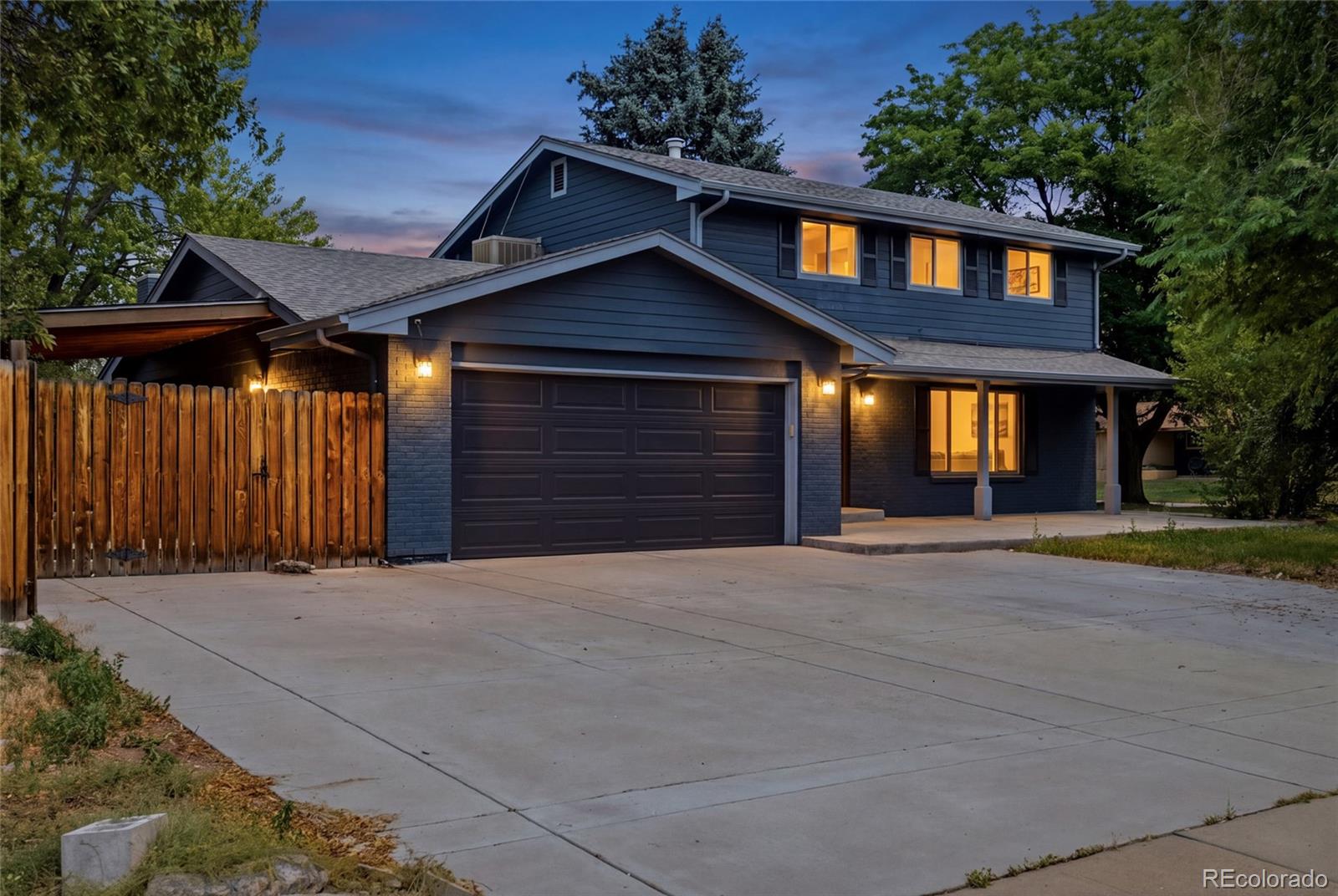 Du Denver Home | MLS #: 90891966455 W Nevada Place, Denver Beds: 5 Baths: 4 Price: $625,000