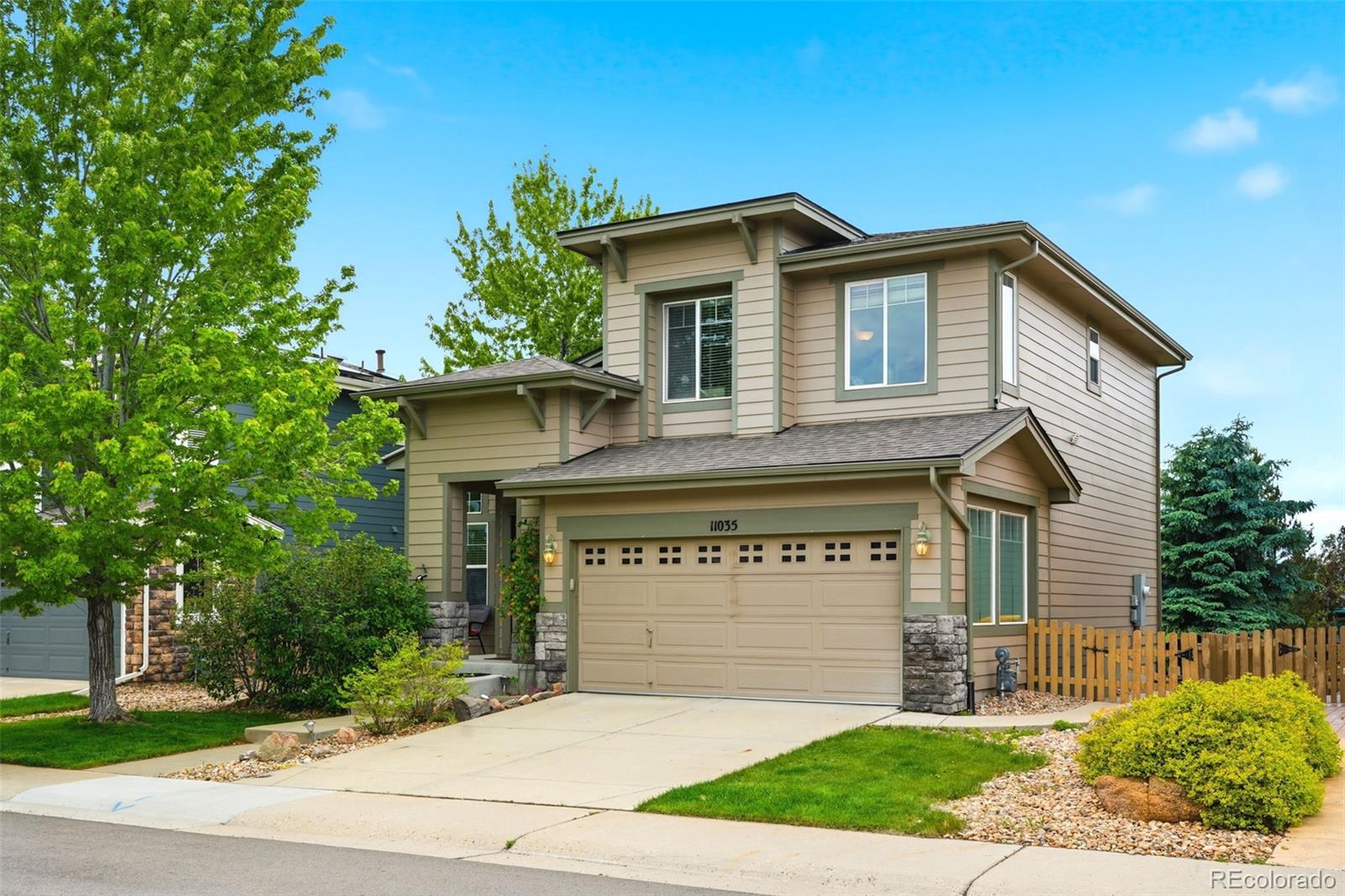  Highlands Ranch Home | MLS #: 564201711035  Woodhurst Circle, Highlands Ranch Beds: 4 Baths: 4 Price: $695,000