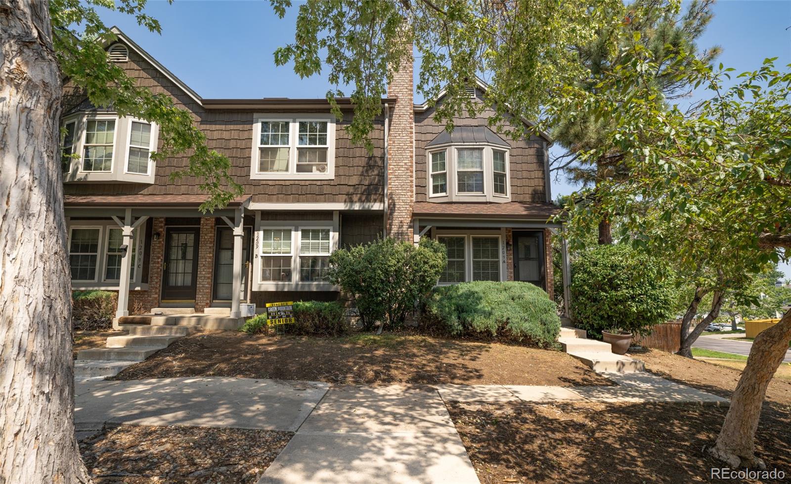  Lakewood Home | MLS #: 41899961209 S Flower Circle, Lakewood Beds: 3 Baths: 3 Price: $420,000
