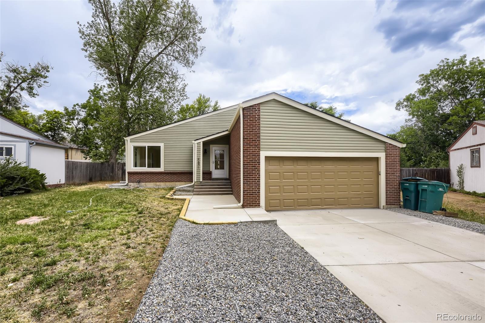  Aurora Home | MLS #: 72351964691 S Lewiston Way, Aurora Beds: 5 Baths: 3 Price: $509,900