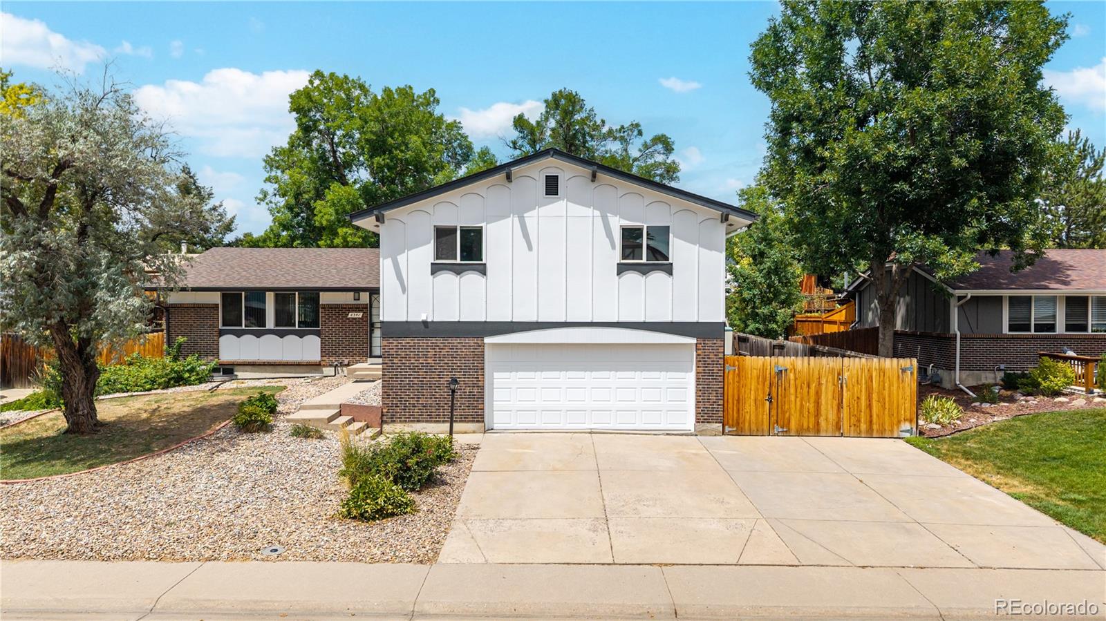 6341 w 74th avenue, Arvada sold home. Closed on 2026-09-02 for $639,000.