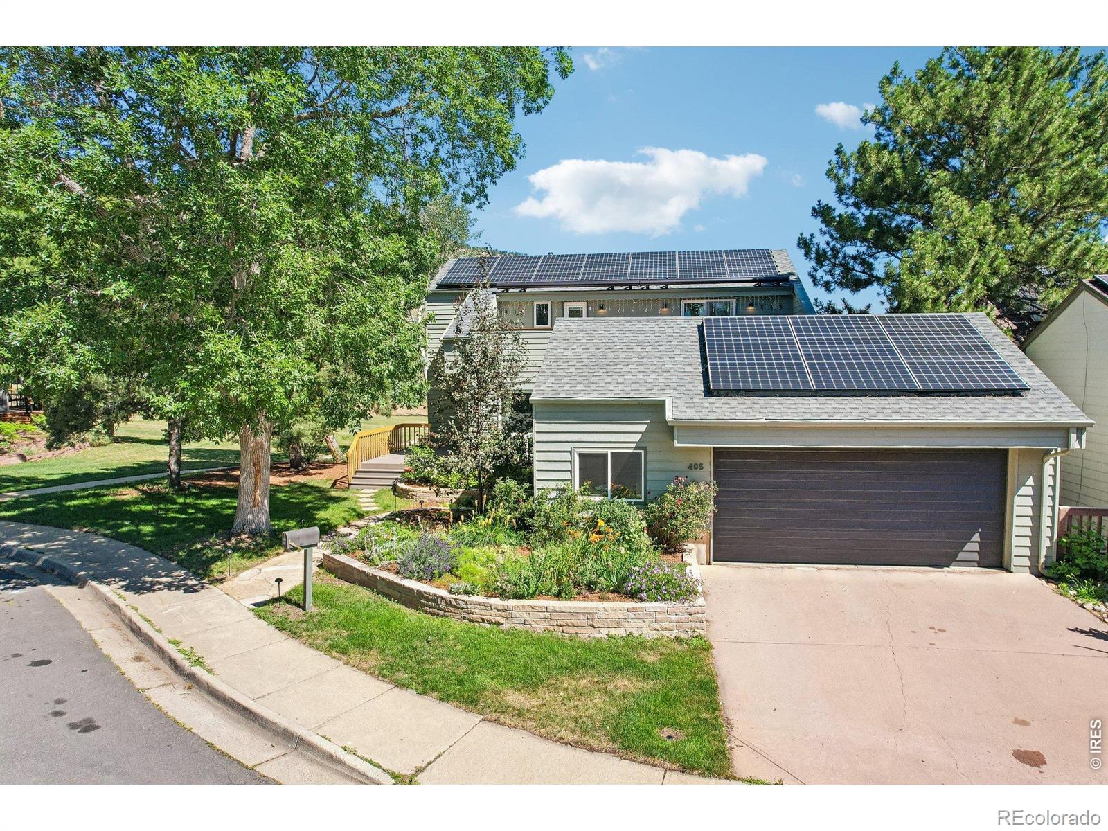  Boulder Home | MLS #: 4567891063824405  Oakwood Place, Boulder Beds: 5 Baths: 5 Price: $2,350,000