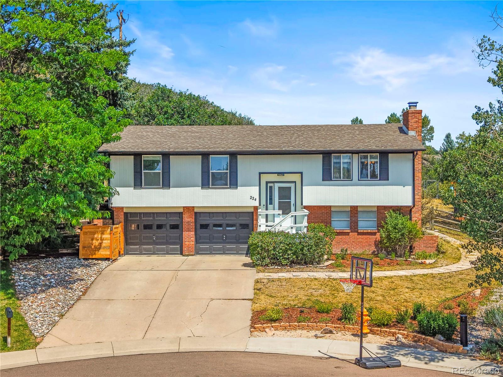  Castle Rock Home | MLS #: 4107438224  Hill Court, Castle Rock Beds: 4 Baths: 2 Price: $594,000