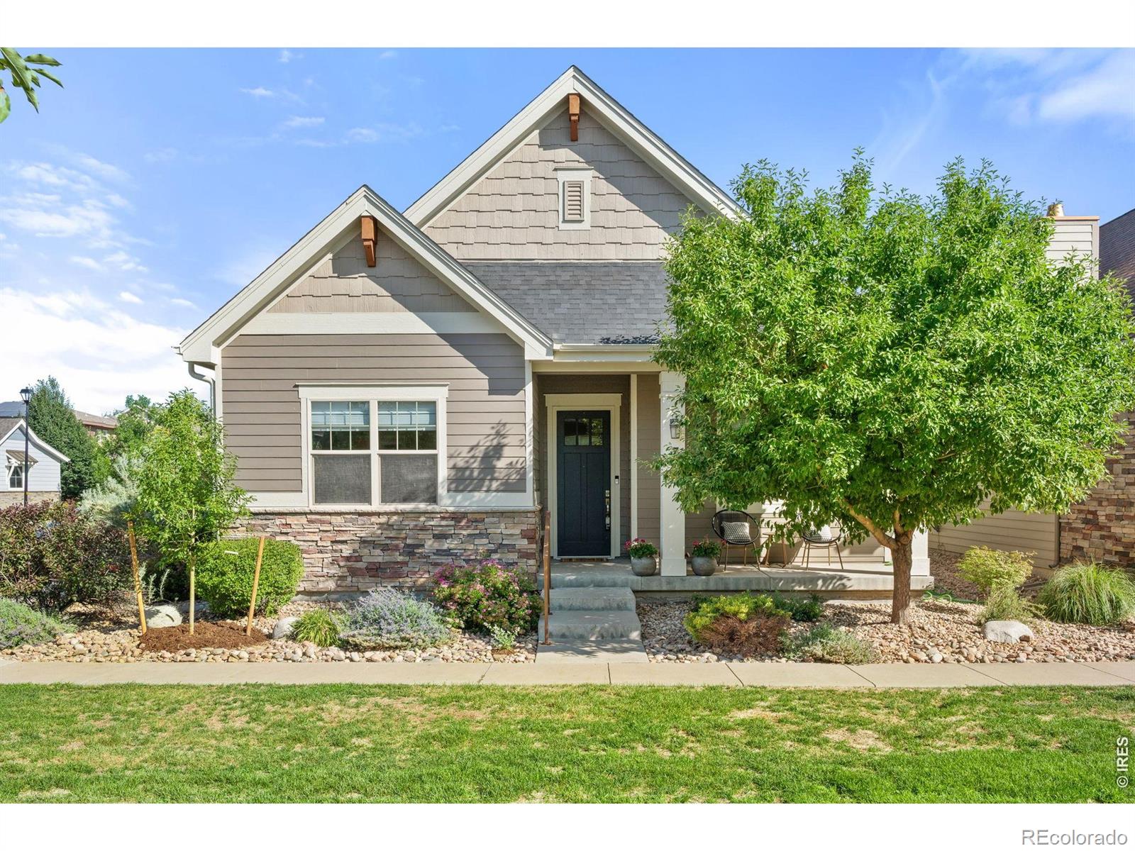 742 meadowlark lane, Louisville sold home. Closed on 2026-08-21 for $937,000.
